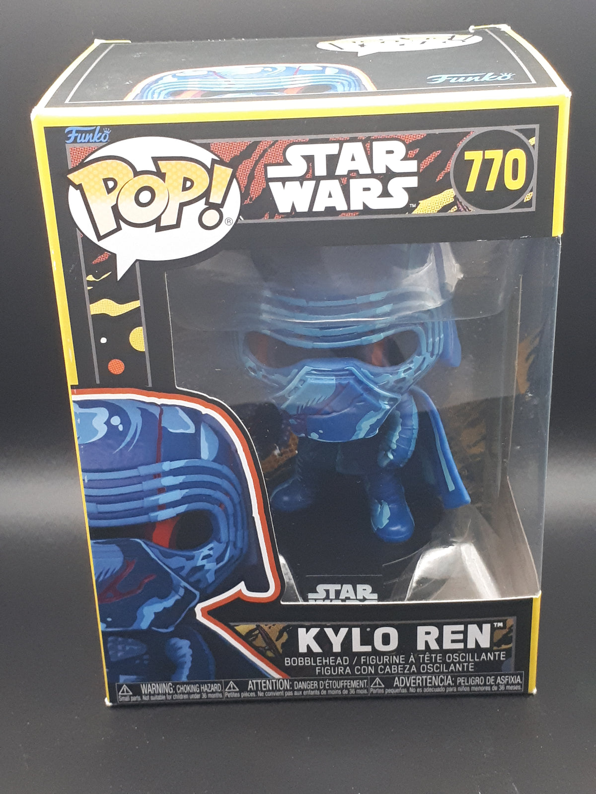 Lot Star Wars Kylo Ren : Funko Pop #770 + Pop! Pin #31 Chase + Lightbox LED