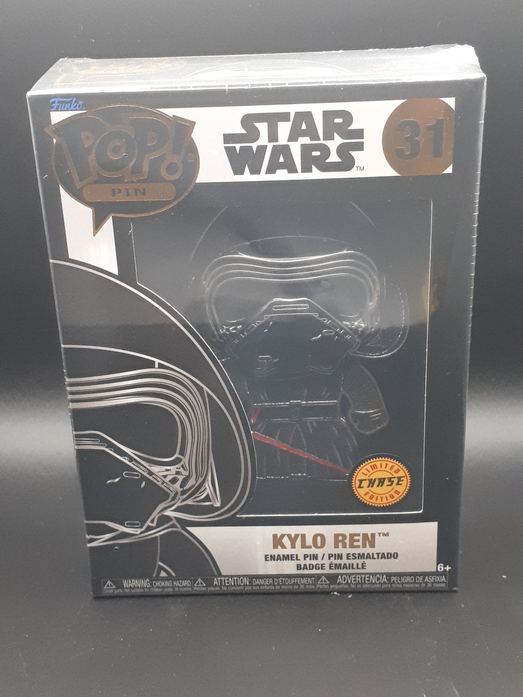 Lot Star Wars Kylo Ren : Funko Pop #770 + Pop! Pin #31 Chase + Lightbox LED